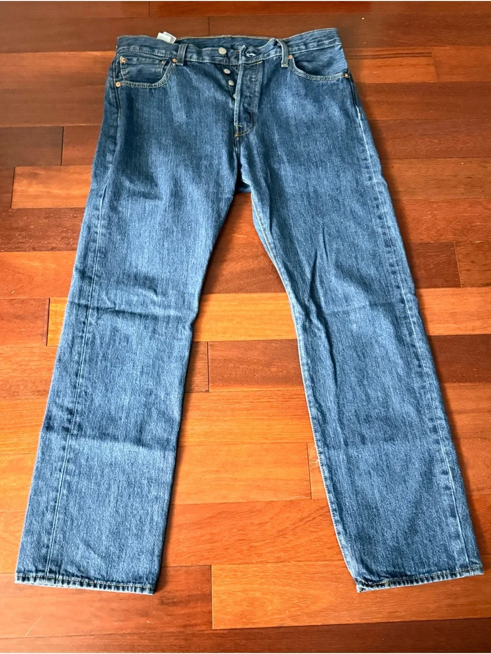 Levi's 501 Classic Straight Leg Button Fly Blue Men’s Denim Jeans Size 34W x 32L